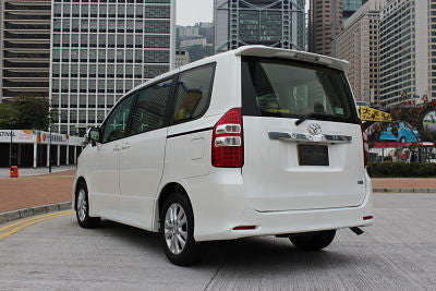 2012 Toyota Noah